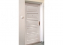 ADLO - Bezpečnostné dvere ADUO, atypický kazetový tvar, povrch biely