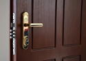 ADLO - Bezpečnostné dvere ZENEX, profilové F155, povrch dverí prírodná lakovaná Dyha