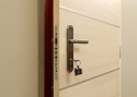 ADLO - Bezpečnostné dvere TEDUO, lištové atyp, vchodové dvere do bytu, Drevodekor ADLO zárubňa