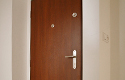 ADLO - Bezpečnostné dvere ADUO, design hladké, ADLO bezpečnostná páka s kovaním Lara Nikel Satén