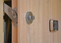 ADLO - Bezpečnostné dvere TEDUO, bezpečnostná páka Chróm lesklý, Digitálny Priezorník Basic Champagne