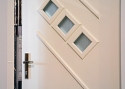ADLO - Bezpečnostné Termo dvere KASIM, presklené P520, trojsklo, povrch dverí Geta 242, sklo Matelux